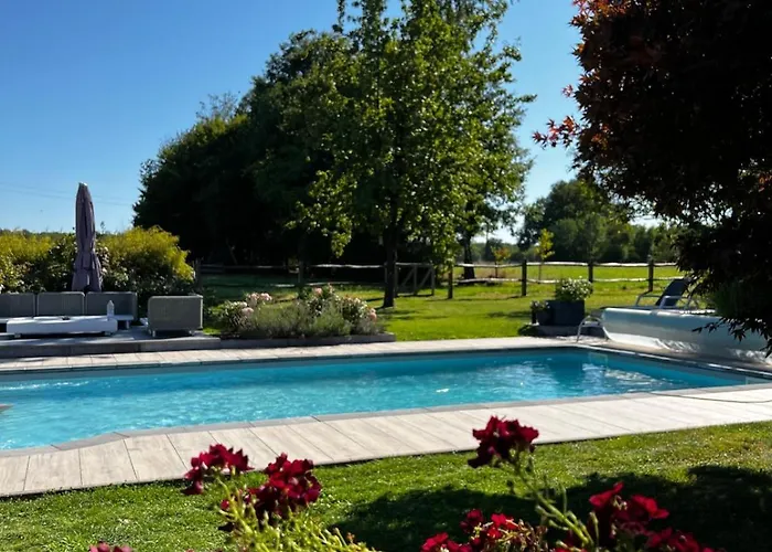 Propriété à La Campagne Hébergement de vacances *